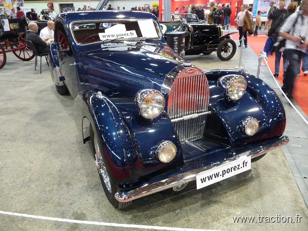 2011_epoquauto (142).jpg - 05/11/2011 - 69000 LYON - EPOQU'AUTO - 33ème Salon International Autos & Motos Anciennes - BUGATTI